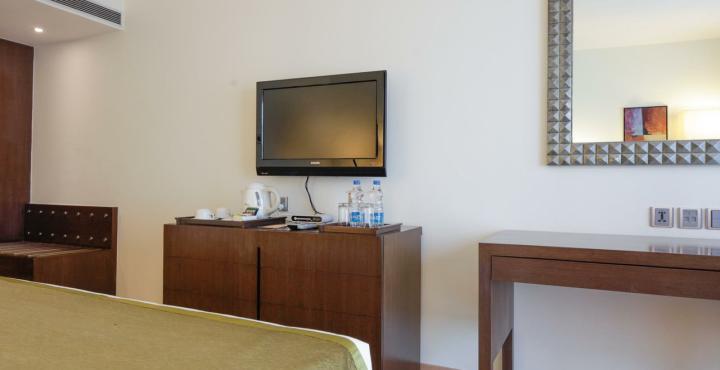 Adarsh Hamilton Hotel Bangalore Exterior foto